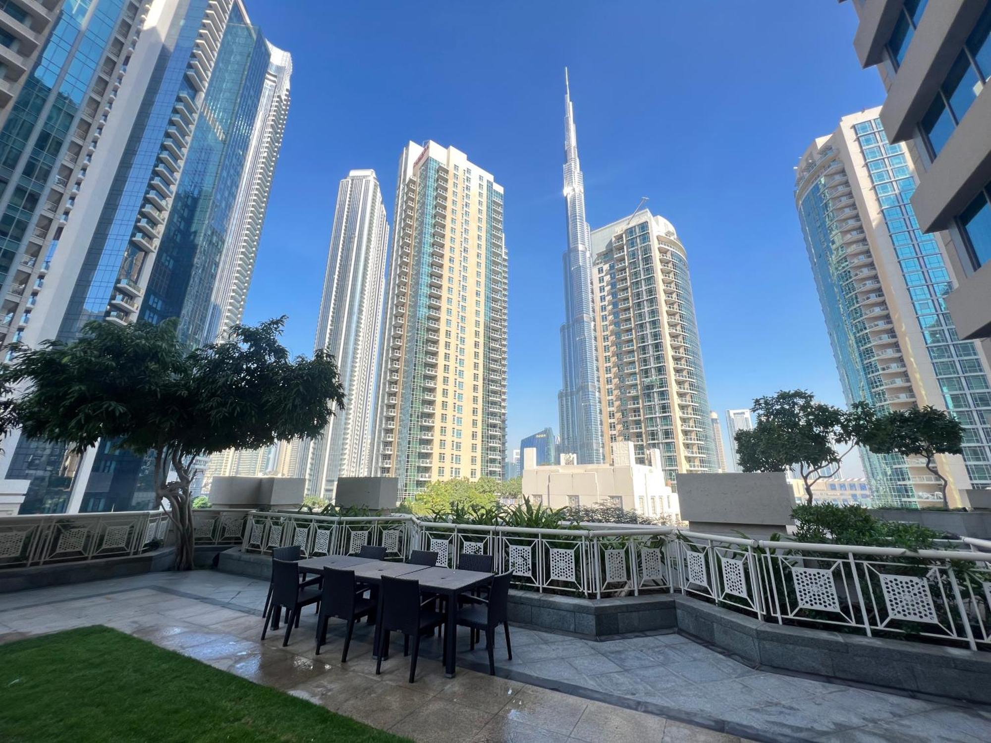 Prestige Living 2Br With Full Burj Khalifa And Fountain View By Auberge Dubaï Extérieur photo